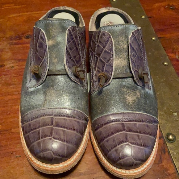 Freebird by Steven Shoes - Free bird brogues. Worn once .size 8. Excellent condition